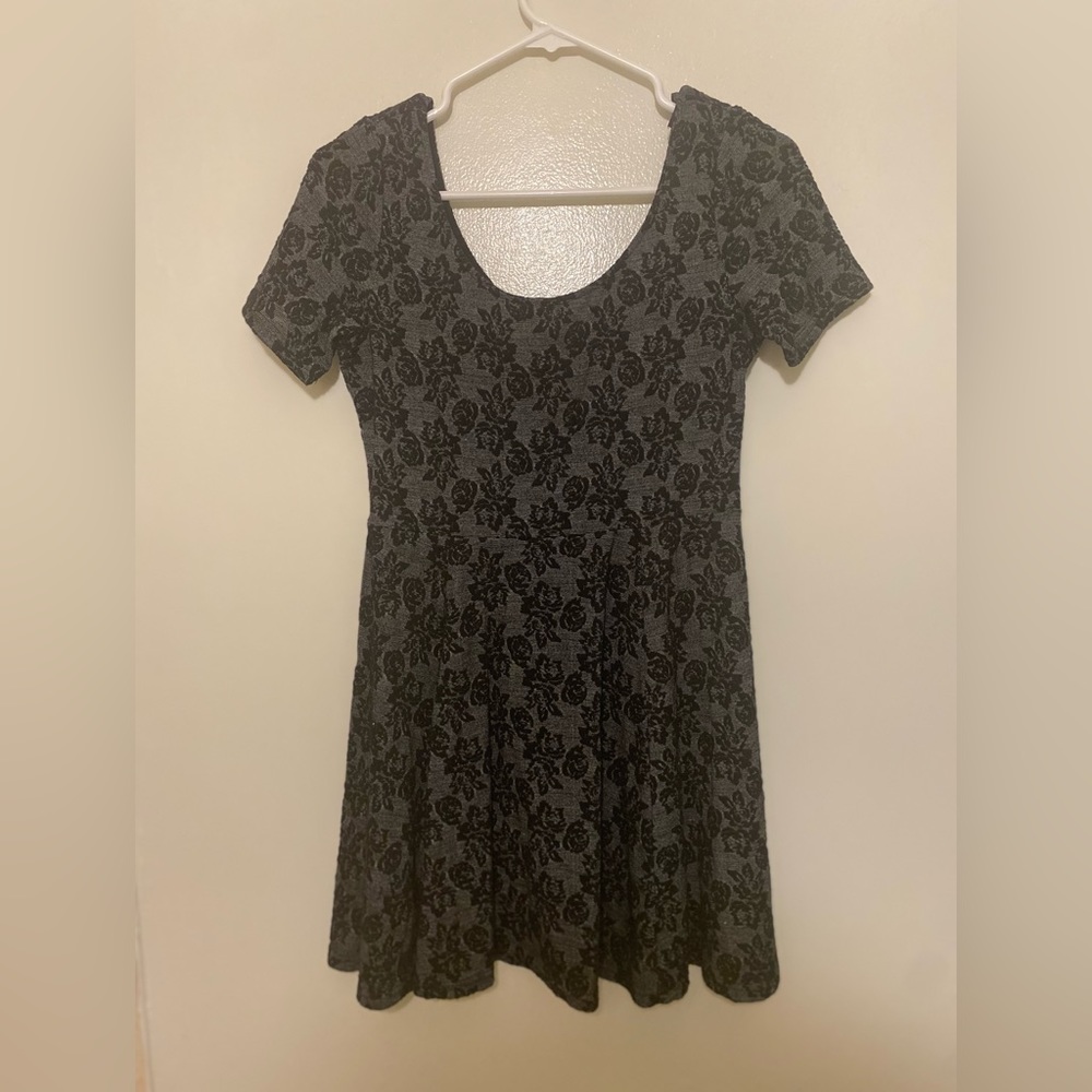 H&M Black & Grey Dress / Women’s Small